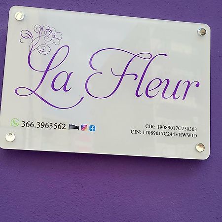 Hotel La fleur à Syracuse Extérieur photo
